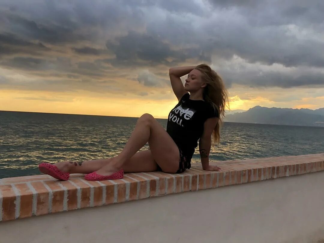 Escorts in Abu Dhabi – Luxury, Discretion & Passion in the Capital